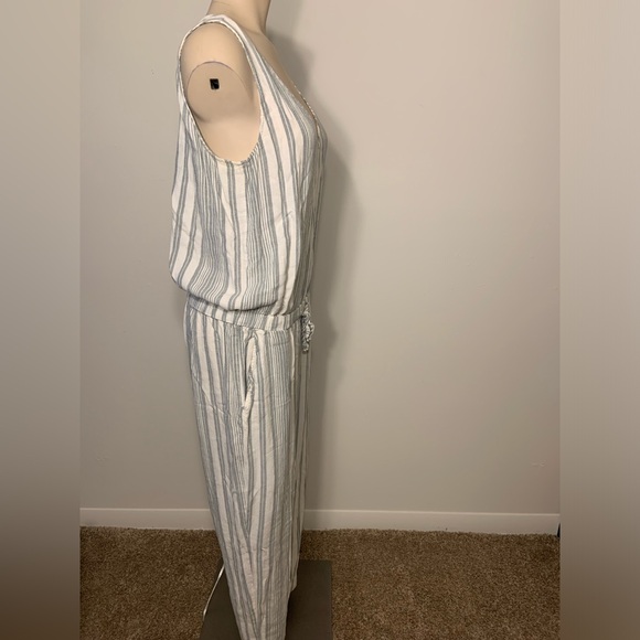 Anthropologie Cloth & Stone • Linen blend stripe jumpsuit - Picture 5 of 9